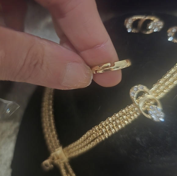 21kgp Dubai Jewelry Set -Elegant Gold Set with Rings and Necklace & Earings - Picture 8 of 12